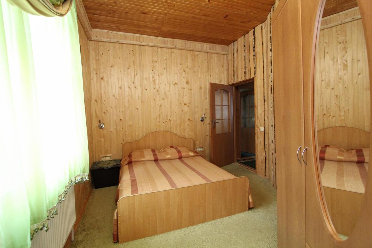 Complex "Shum Lisu" Tatariv Exterior foto
